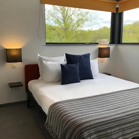 D'hotes Les Grisons 호후예트