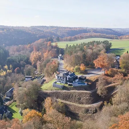 D'hotes Les Grisons ゲストハウス 4*